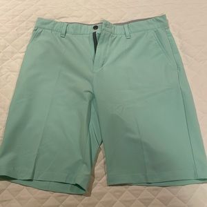 ADIDAS GOLF SHORTS MENS 34